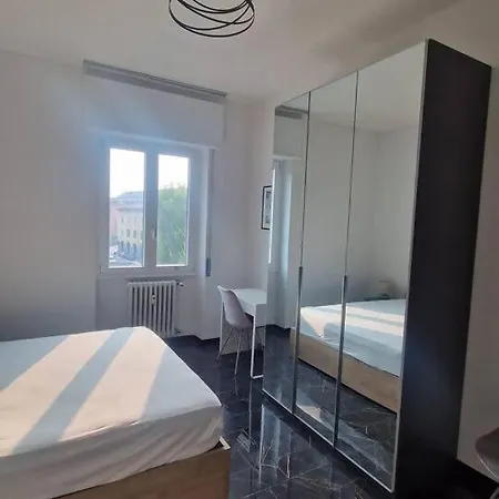 아파트 Domus Serena Per 4 Persone 베르가모